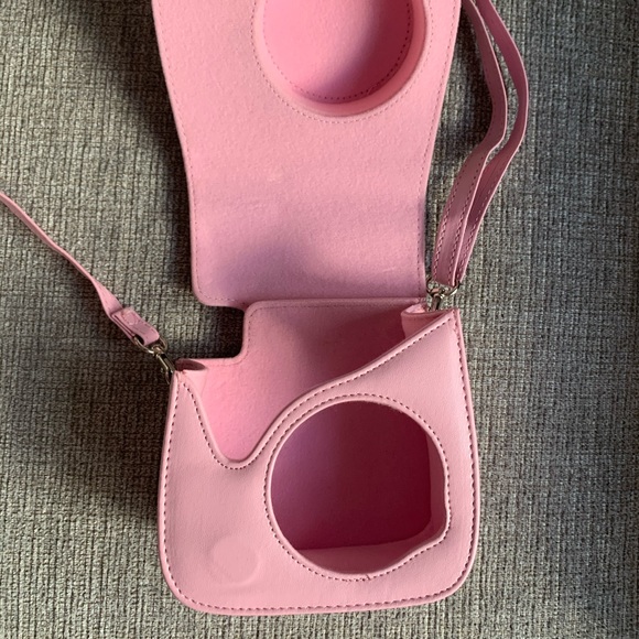Instax Polaroïd pink case with strap - Picture 4 of 4